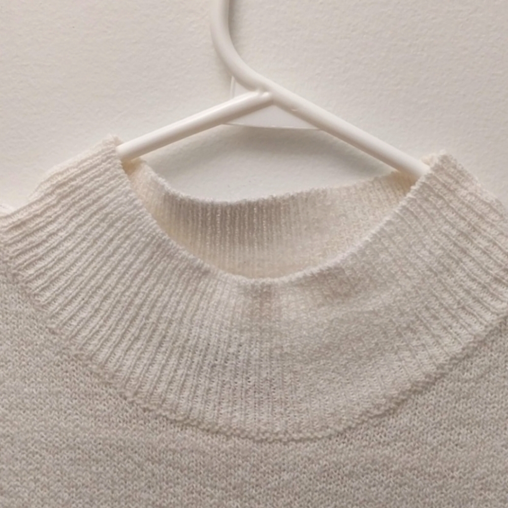 Simply Basic Close neck short sleeved Top for Women  sz 18w